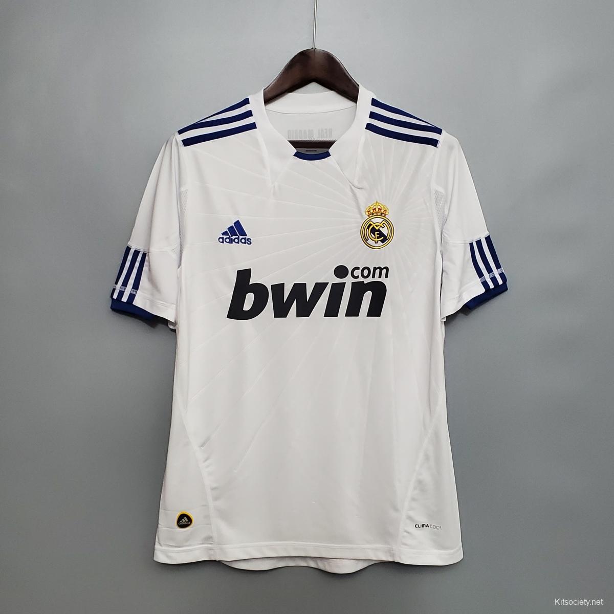 Retro 16/17 Real Madrid Home Long Sleeve Jersey - Kitsociety