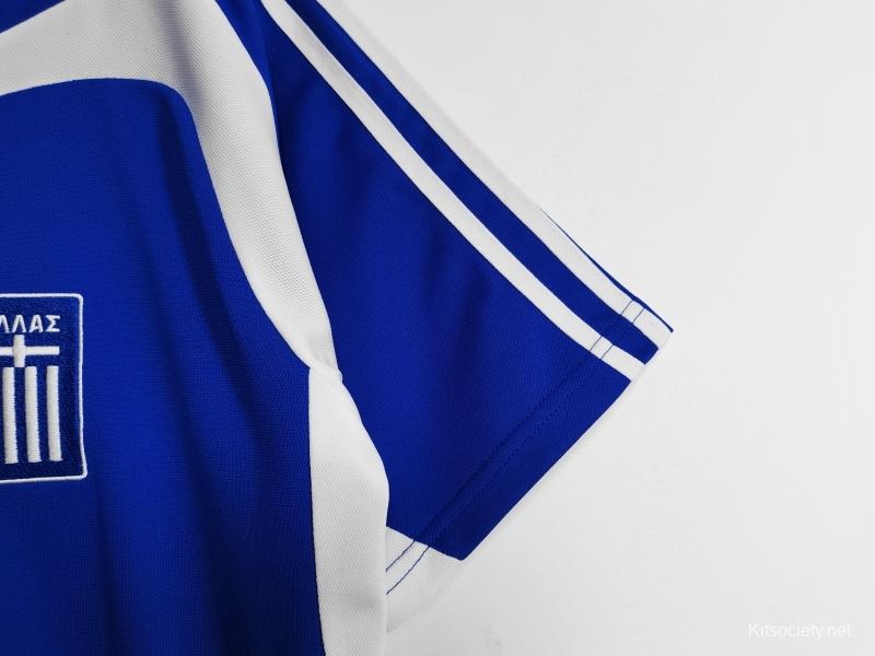 Retro Euro Cup 2004 Greece Away Soccer Jersey