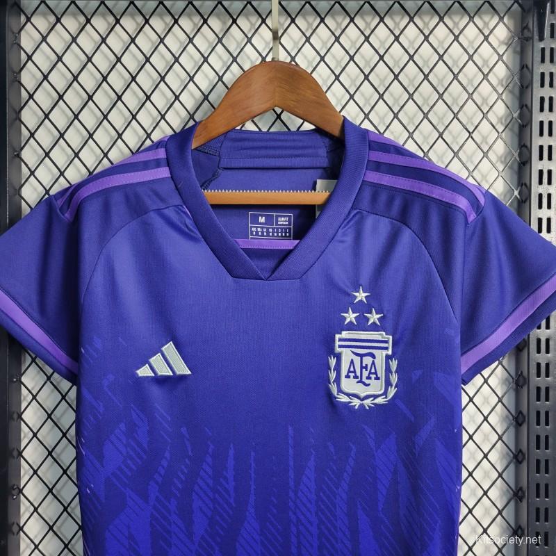 purple jersey soccer