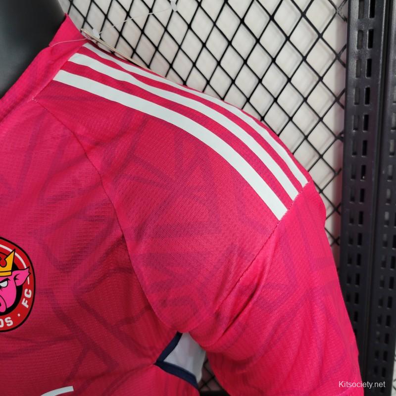 Buy Napoli Goalkeeper Jersey 2022/23 Fuchsia