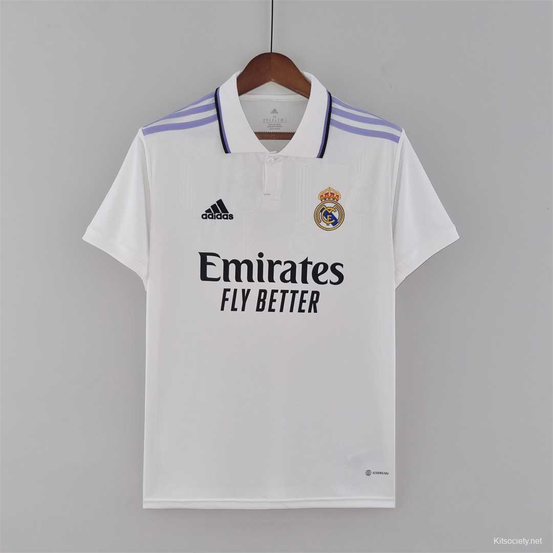 Karim Benzema Presents New Ballon d'Or Jersey